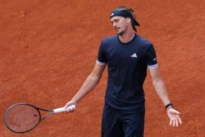 Roland Garros, Zverev litiga con l'arbitro: cos'è successo contro Mensik Roland Garros, Zverev litiga con l'arbitro: cos'è successo contro Mensik