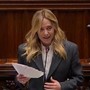 Meloni frena l'applauso in Aula durante l'iinformativa: "E' ancora lunga, regà" Meloni frena l'applauso in Aula durante l'iinformativa: "E' ancora lunga, regà"