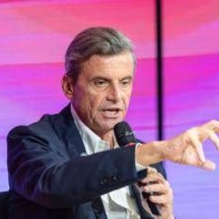 Ucraina, Calenda: "Fermare Russia o Putin diventa nuovo Hitler" Ucraina, Calenda: "Fermare Russia o Putin diventa nuovo Hitler"