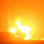 Il razzo di Blue Origin esplode durante il test sulla piattaforma di lancio, Bezos: "Personale al sicuro"