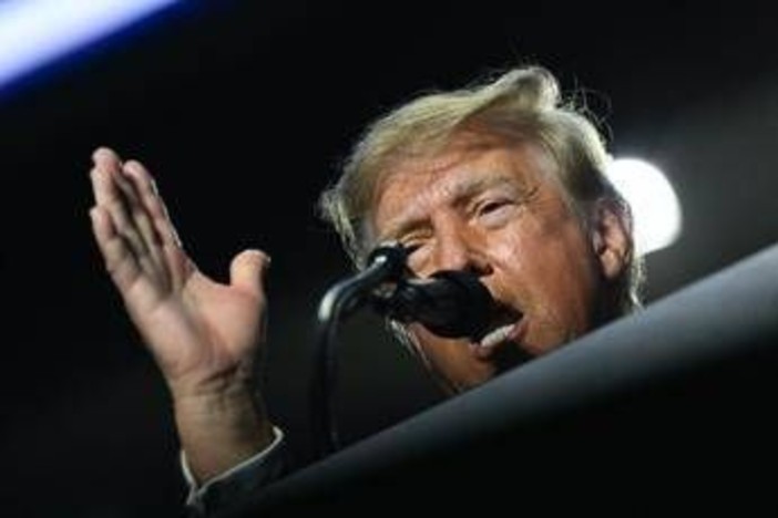 Usa, Trump: "Se non votate andrete all'inferno'"