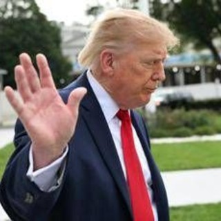 Trump contro la giornalista di Ms Now: "Stai zitta" Trump contro la giornalista di Ms Now: "Stai zitta"
