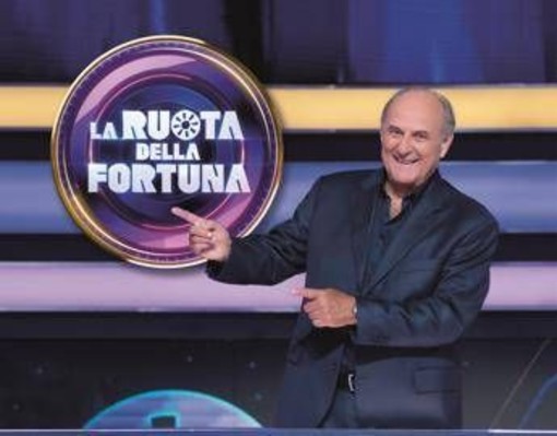 La ruota della fortuna, il colpo di scena e le urla di Gerry Scotti: "Prima o poi doveva capitare" La ruota della fortuna, il colpo di scena e le urla di Gerry Scotti: "Prima o poi doveva capitare"