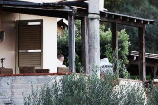 Strage Altavilla, fratello vittima: "Peggio di un film dell'orrore, meritano tutti l'ergastolo" Strage Altavilla, fratello vittima: "Peggio di un film dell'orrore, meritano tutti l'ergastolo"