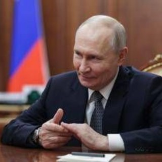 I voti gonfiati per Putin, il partito 'fantasma' e l'affluenza flop: gli altri dati delle elezioni in Russia I voti gonfiati per Putin, il partito 'fantasma' e l'affluenza flop: gli altri dati delle elezioni in Russia