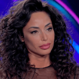 Raffaella Fico, l'aborto spontaneo e la separazione da Armando Izzo: "Un fulmine a ciel sereno" Raffaella Fico, l'aborto spontaneo e la separazione da Armando Izzo: "Un fulmine a ciel sereno"