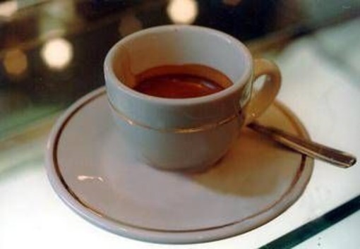 Il caffè 'fa bene' a cervello e intestino, ecco come ci aiuta Il caffè 'fa bene' a cervello e intestino, ecco come ci aiuta
