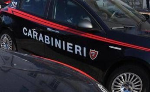 Crotone, abusi sessuali su minori e maltrattamenti: arrestati un uomo e una donna