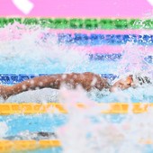Italia argento nella 4×100 stile libero donne agli Europei di Parigi Italia argento nella 4×100 stile libero donne agli Europei di Parigi