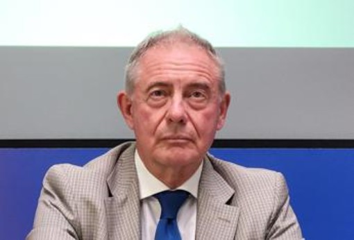 Caro carburanti, Urso: "Al lavoro per proroga price cup tempo necessario"