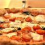 Pizza e bibita sempre più care, ecco la classifica delle 30 città più costose