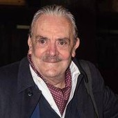 Morto Umberto Pizzi, il ricordo del 'king dei paparazzi' Barillari: "Abbiamo vissuto Dolce vita e tumulti di piazza, Onassis ci tirò addosso lo champagne"