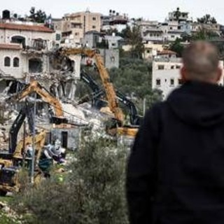 Ramallah, colono armato minaccia due carabinieri: ambasciata Italia protesta con Israele