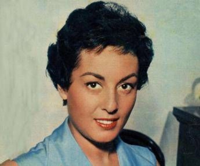 Addio a Bianca Maria Piccinino, prima conduttrice del Tg: la sua morte rimasta riservata per volontà sua Addio a Bianca Maria Piccinino, prima conduttrice del Tg: la sua morte rimasta riservata per volontà sua