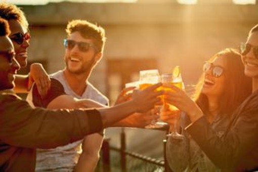 Heineken Italia lancia 'Together Lab', ascoltare generazione che sta riscrivendo regole stare insieme Heineken Italia lancia 'Together Lab', ascoltare generazione che sta riscrivendo regole stare insieme