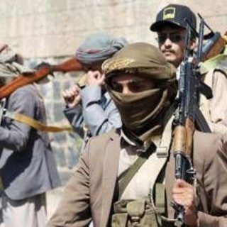 Yemen, coalizione saudita annuncia "operazione speciale" a Sana'a. Houthi: "Dura risposta se colpite la città" Yemen, coalizione saudita annuncia "operazione speciale" a Sana'a. Houthi: "Dura risposta se colpite la città"