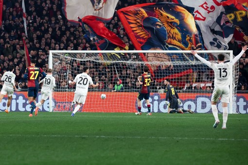 Genoa-Napoli 2-3, al 95° decide il rigore di Hojlund Genoa-Napoli 2-3, al 95° decide il rigore di Hojlund
