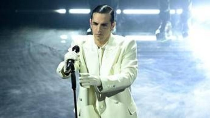 Achille Lauro annuncia a sorpresa evento segreto per stasera a Roma