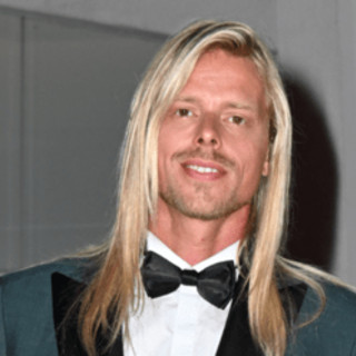 Verissimo, Killian Nielsen contro la mamma Brigitte: "Mi ha abbandonato"