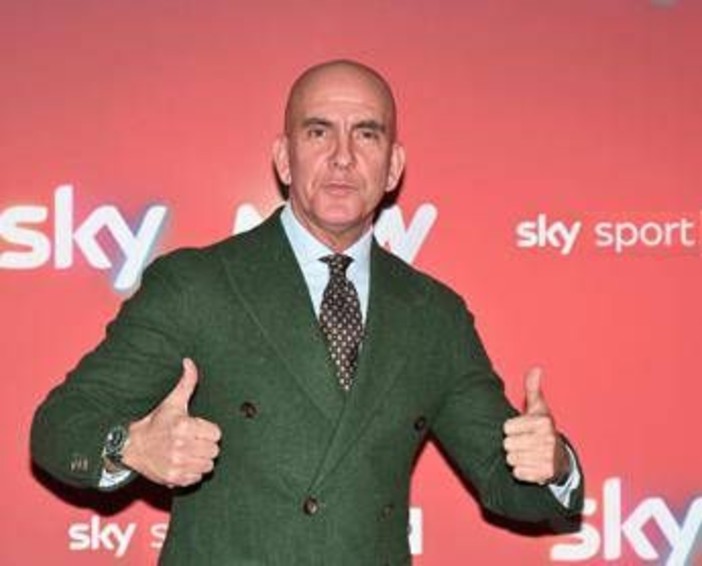 Champions, Di Canio show nel prepartita: la frase che imbarazza lo studio Champions, Di Canio show nel prepartita: la frase che imbarazza lo studio