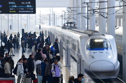 Cina, per la Festa Qingming previsti 90 mln di viaggi in treno Cina, per la Festa Qingming previsti 90 mln di viaggi in treno