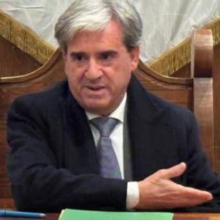 Salerno, sindaco di Castiglione del Genovesi aggredito sotto casa: ricoverato in prognosi riservata Salerno, sindaco di Castiglione del Genovesi aggredito sotto casa: ricoverato in prognosi riservata