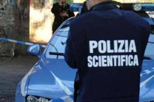 Vicenza, donna trovata in una pozza di sangue nel cortile di casa: è gravissima Vicenza, donna trovata in una pozza di sangue nel cortile di casa: è gravissima