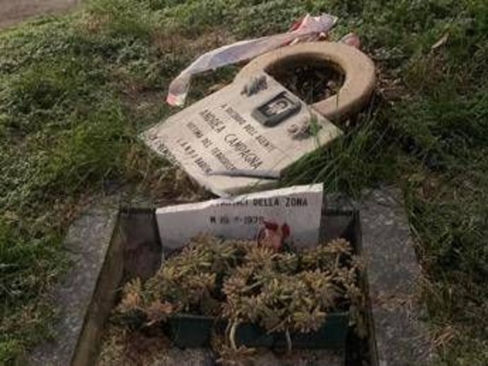 Maurizio Campagna: "Targa per mio fratello vandalizzata una vigliaccata" Maurizio Campagna: "Targa per mio fratello vandalizzata una vigliaccata"