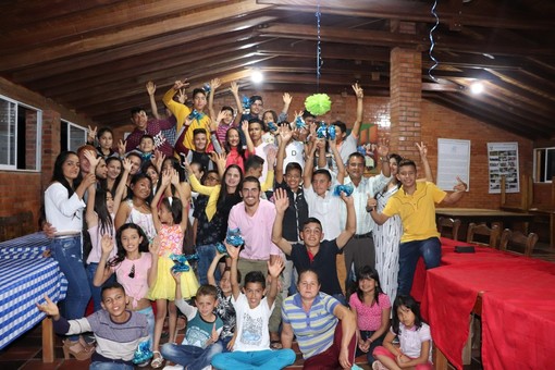 Sanremo: ‘Nelle nostre tasche’, Yann de Vincentiis racconta la sua esperienza in Colombia nelle terre della cocaina e dei narcos