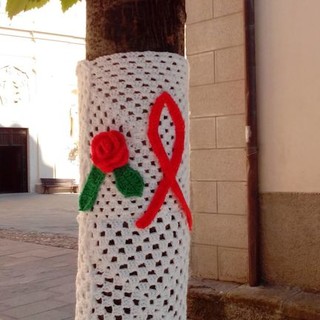 Santo Stefano al Mare: prosegue il Festival dedicato al filato, maglia e uncinetto, con lo Yarn Bombing