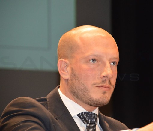 Ventimiglia: ZFU, ieri la chiusura del bando, presentate circa 300 domande, Ioculano “Sono molto soddisfatto, spero che i futuri beneficiari investano i contributi in innovazione” Ventimiglia: ZFU, ieri la chiusura del bando, presentate circa 300 domande, Ioculano “Sono molto soddisfatto, spero che i futuri beneficiari investano i contributi in innovazione”