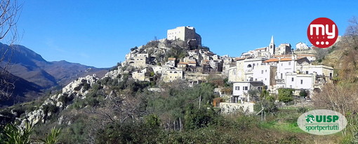 Domenica prossima con 'Monesi Young' escursione da Zuccarello a Rocca Barbena, sulla Via del Sale