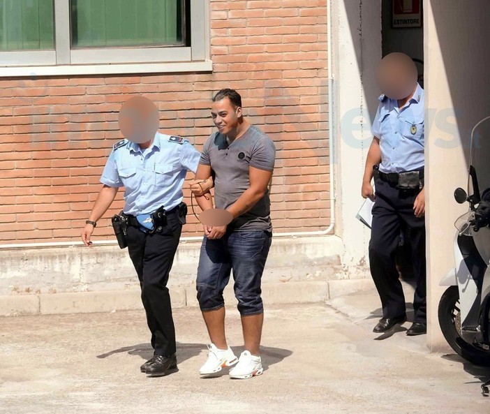 Sanremo: presunto tentato omicidio di Caponero. E' durato due ore l'interrogatorio di Zied Yakoubi. I Pm secretano la sua versione Sanremo: presunto tentato omicidio di Caponero. E' durato due ore l'interrogatorio di Zied Yakoubi. I Pm secretano la sua versione