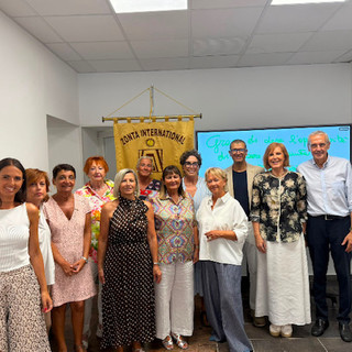 Sanremo, lavagna interattiva per il nuovo centro di aiuto alla famiglia Spazio 099 (Foto) Sanremo, lavagna interattiva per il nuovo centro di aiuto alla famiglia Spazio 099 (Foto)