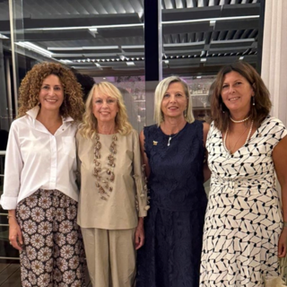 Lo Zonta Club Ventimiglia-Bordighera accoglie le nuove socie Chiara Rebaudo e Giovanna Filippi Lo Zonta Club Ventimiglia-Bordighera accoglie le nuove socie Chiara Rebaudo e Giovanna Filippi