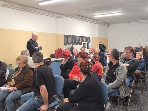 Imperia al voto: grande partecipazione dei residenti all'incontro in Viale Europa con Luciano Zarbano candidato sindaco sostenuto dalla lista 'Imperia senza Padroni‘