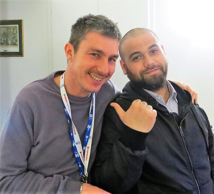 Intervista al cantautore Zibba questo pomeriggio su Radio Onda Ligure 101